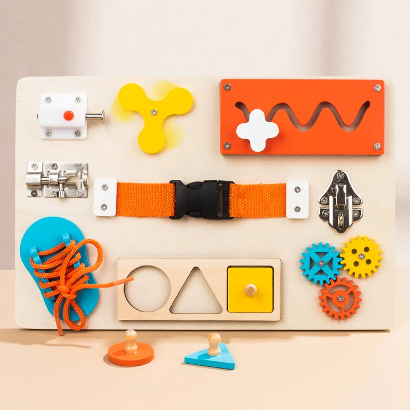 Монтессори-панель “Весёлые механизмы”